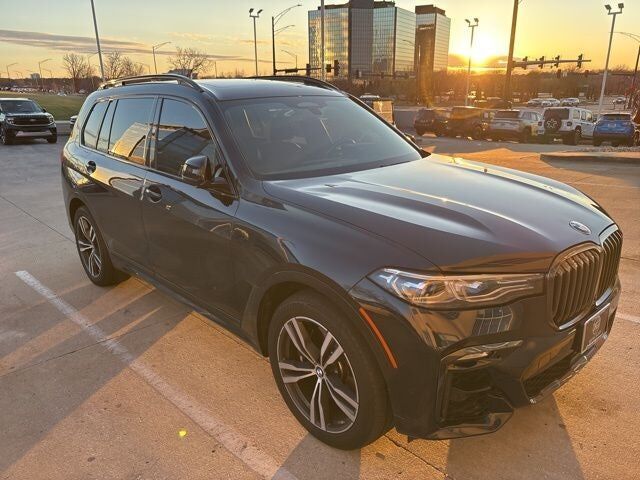2021 BMW X7