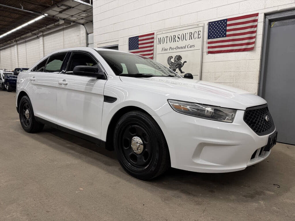 2013 FORD Taurus