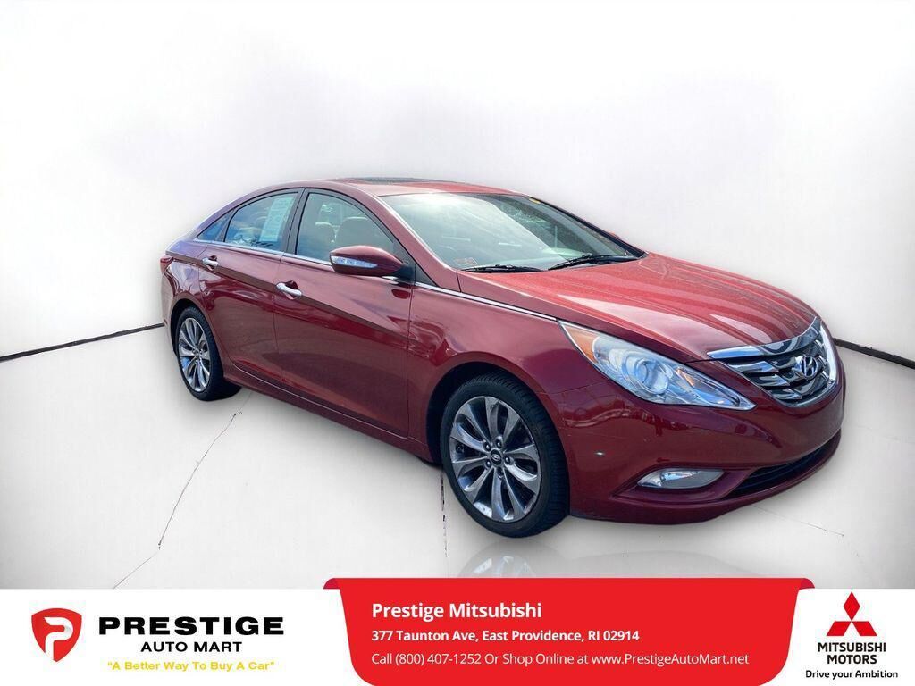 2011 HYUNDAI Sonata