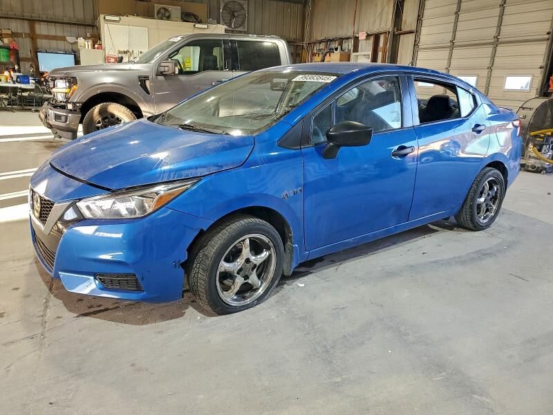 2022 NISSAN Versa