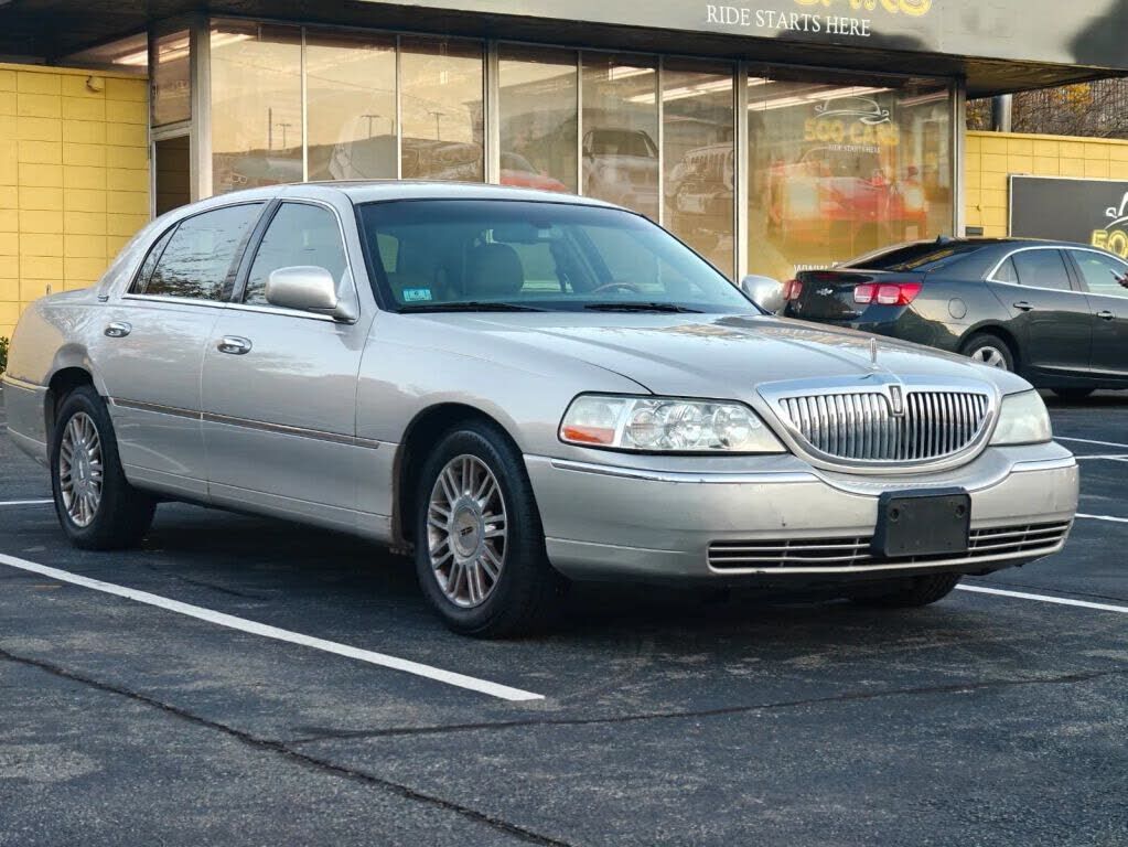 Lincoln Town Car