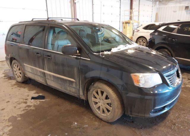 2014 CHRYSLER Town and Country
