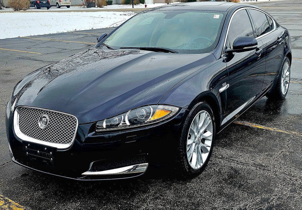 Jaguar XF