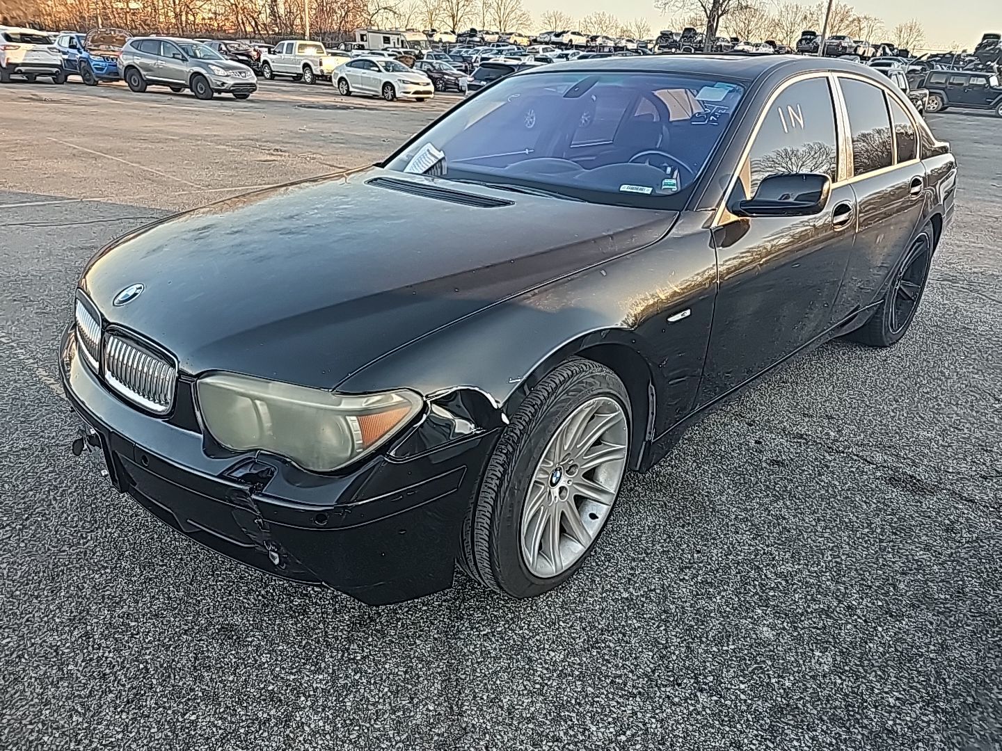BMW 745i