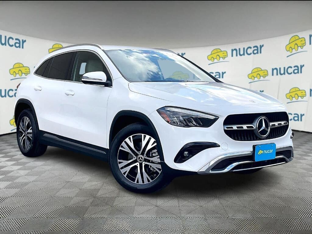 2025 MERCEDES-BENZ GLA-Class
