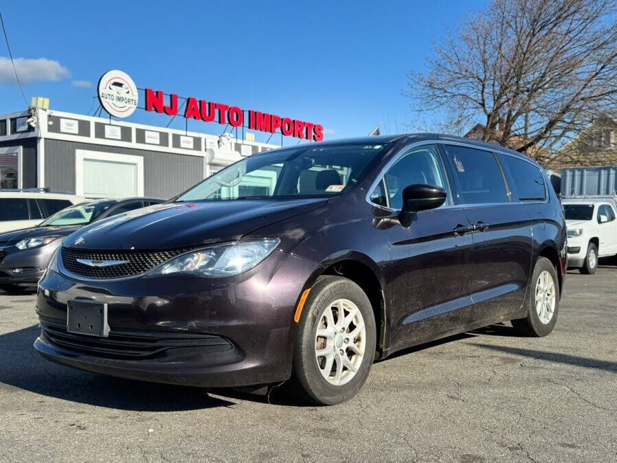 2017 CHRYSLER Pacifica