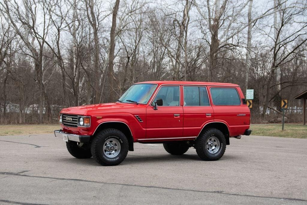 1983 TOYOTA Land Cruiser
