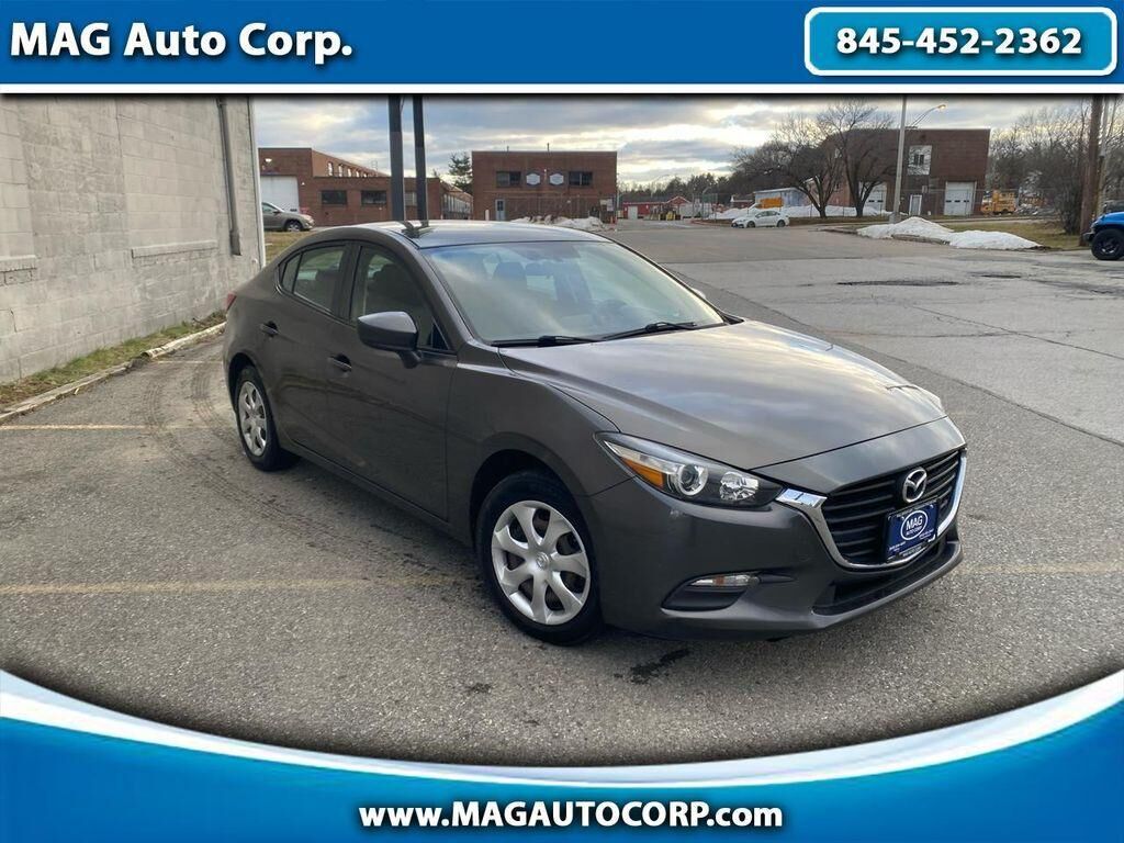 2017 MAZDA Mazda3