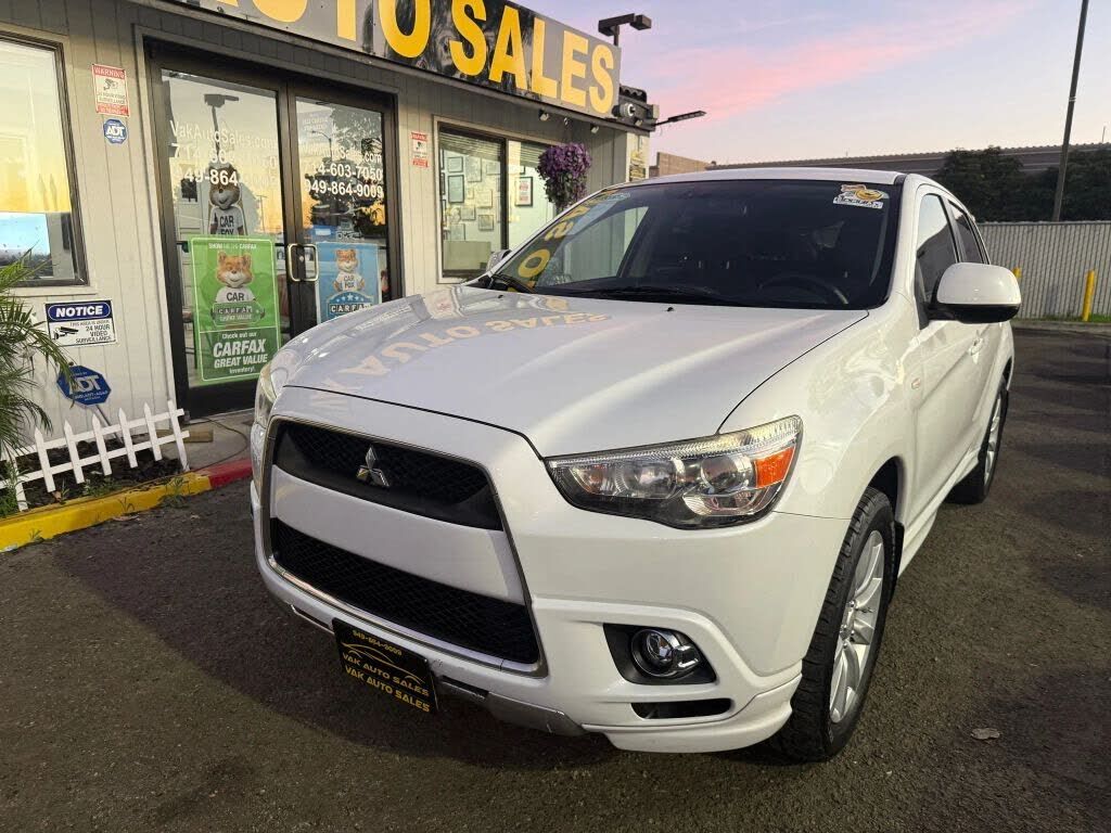 2011 MITSUBISHI Outlander