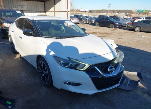 2017 NISSAN Maxima