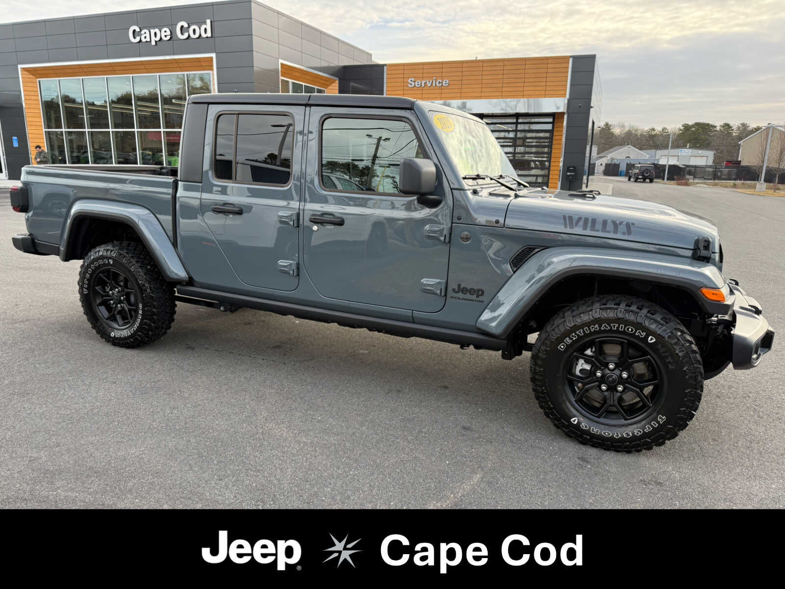 2025 JEEP Gladiator