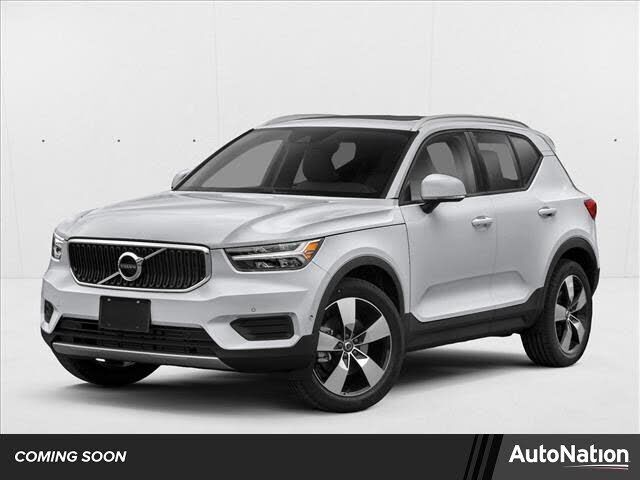 2019 VOLVO XC40