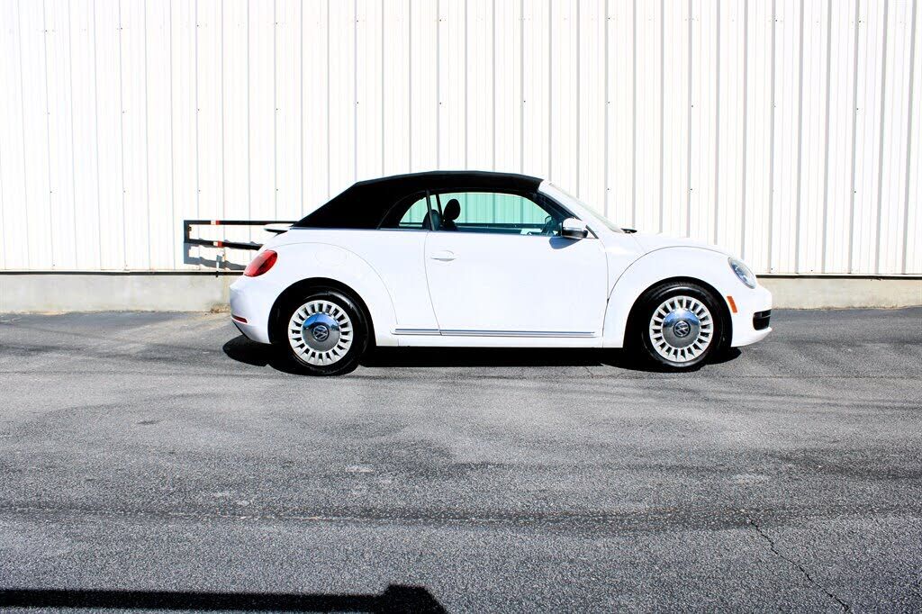 2013 VOLKSWAGEN Beetle