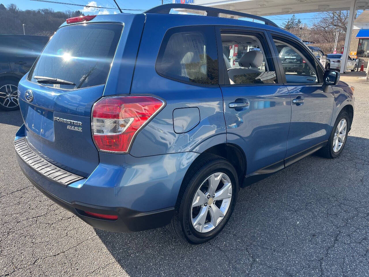 2015 SUBARU Forester