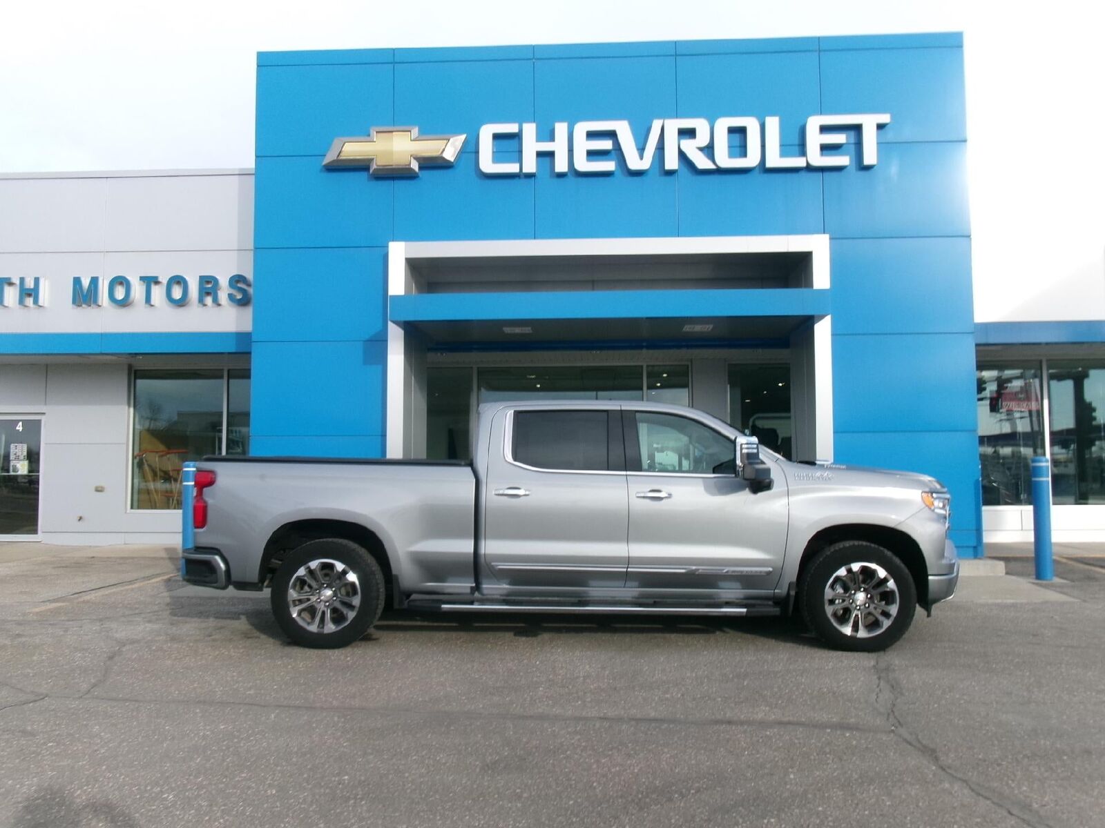 2025 CHEVROLET Silverado