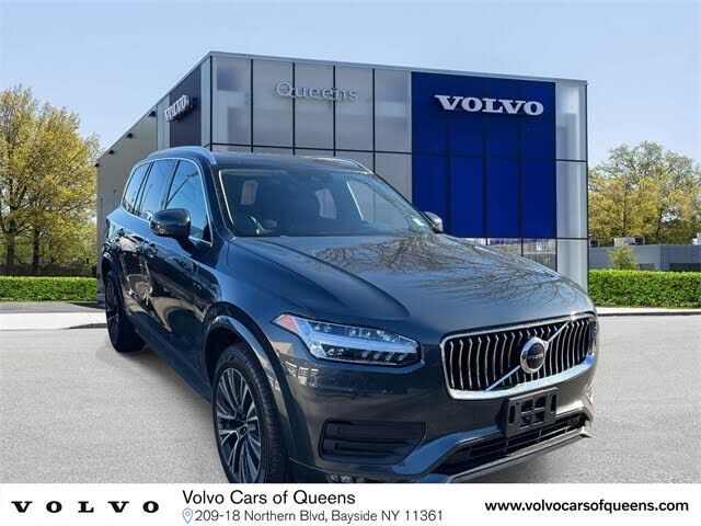 2022 VOLVO XC90