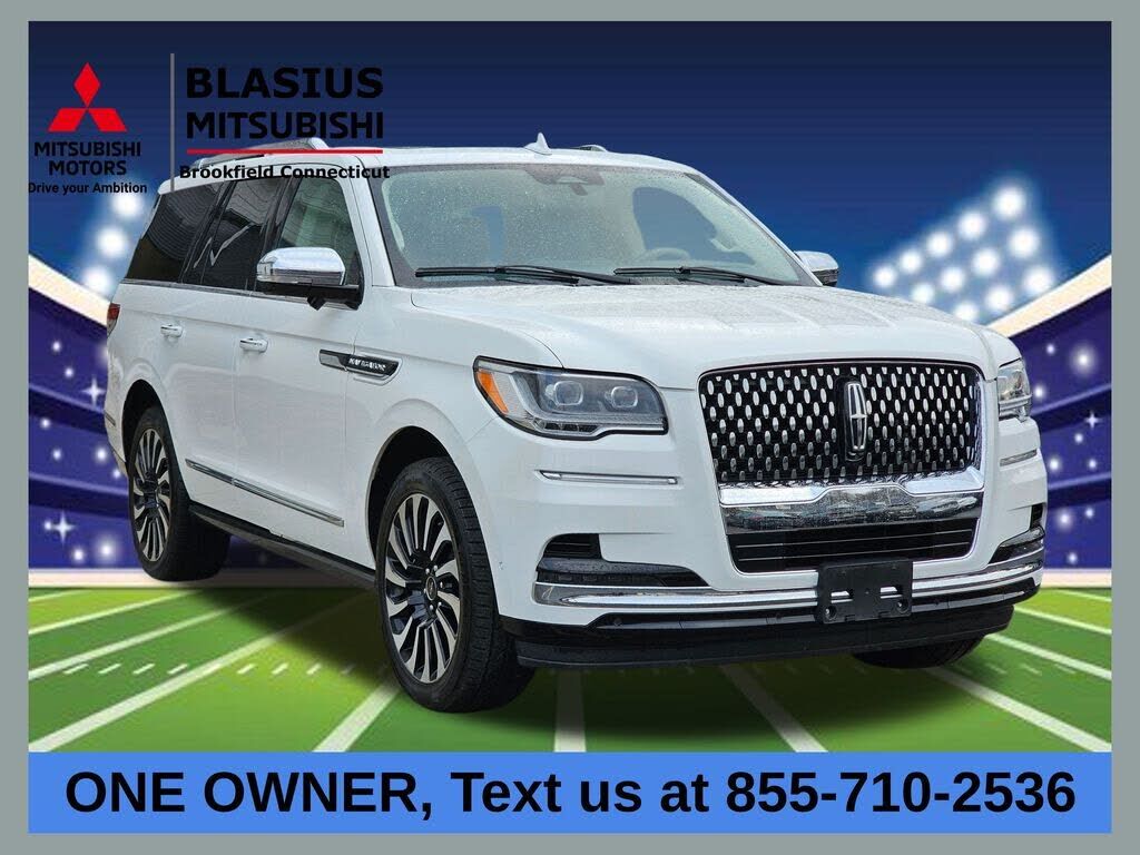 2022 LINCOLN Navigator