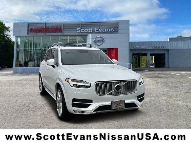 2019 VOLVO XC90