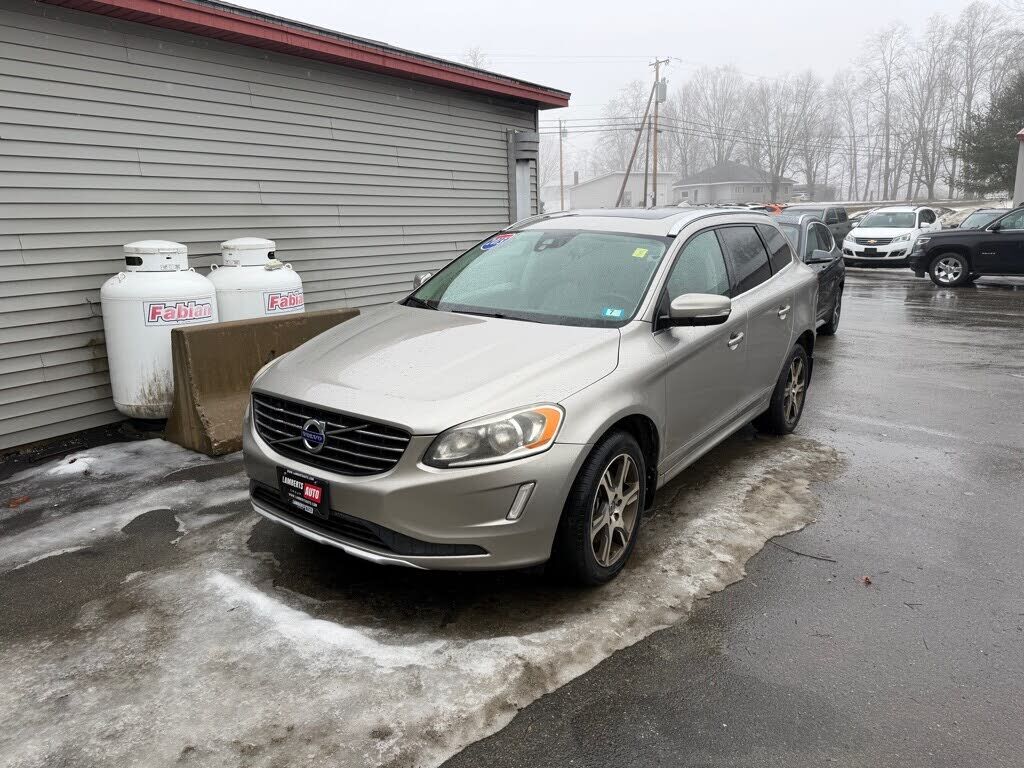 2015 VOLVO XC60