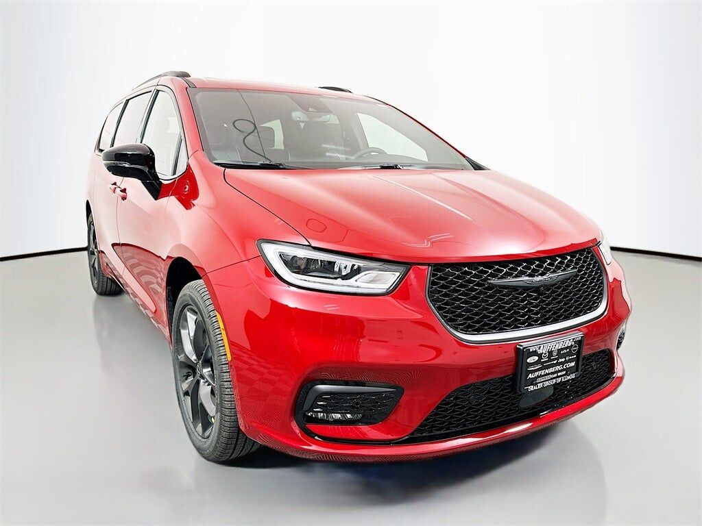 2026 CHRYSLER Pacifica