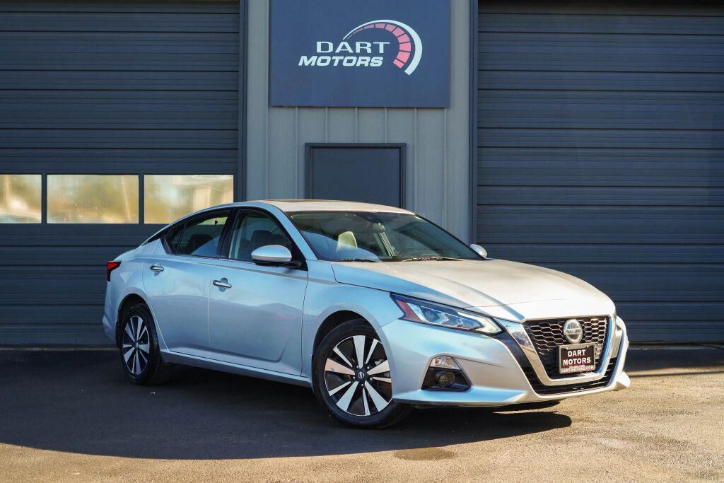 2022 NISSAN Altima