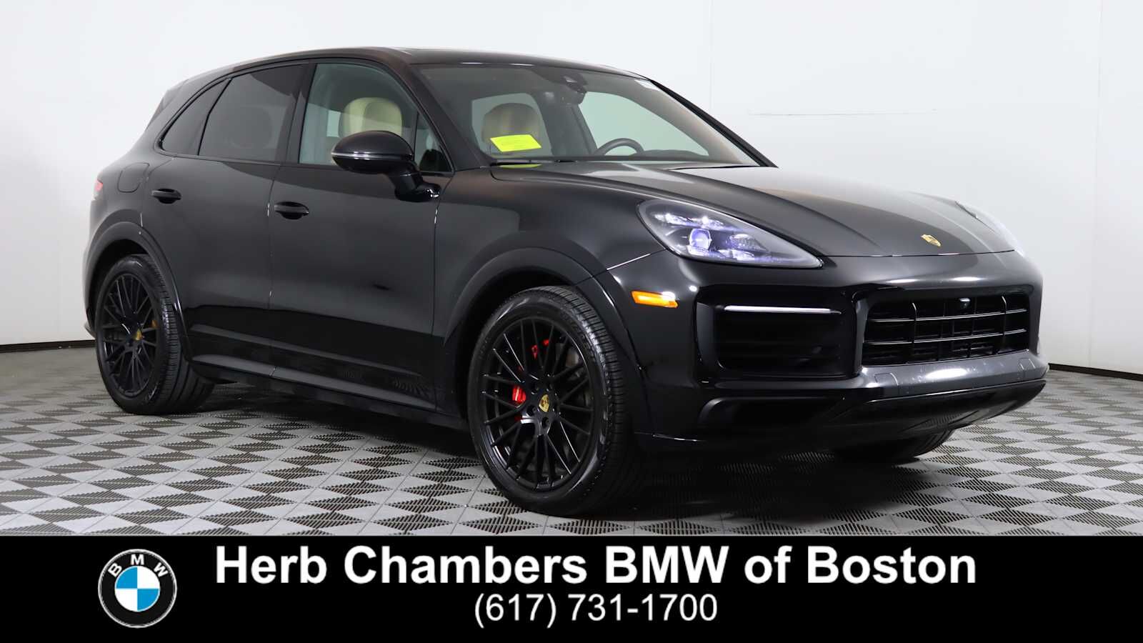 2023 PORSCHE Cayenne