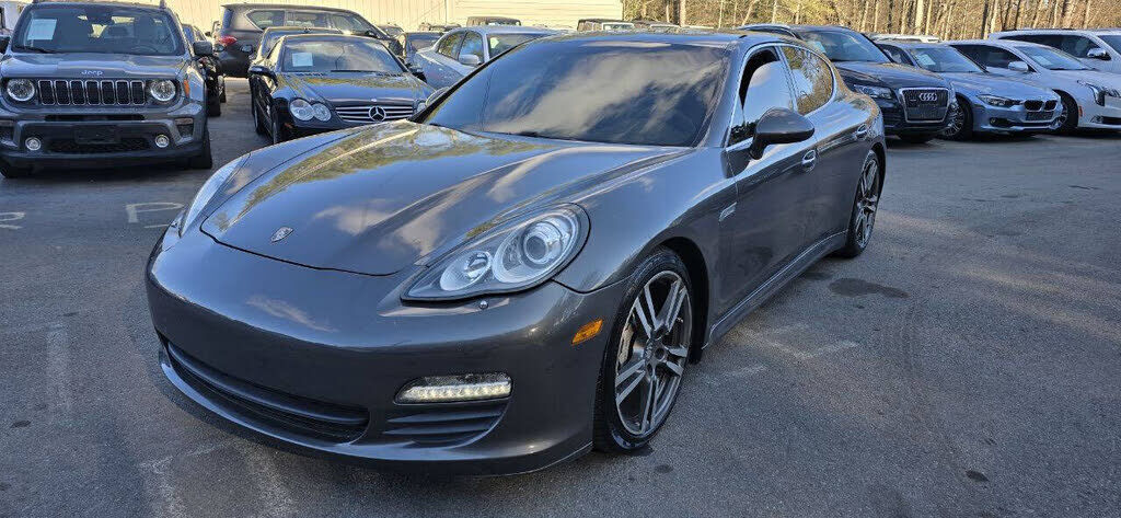 2013 PORSCHE Panamera