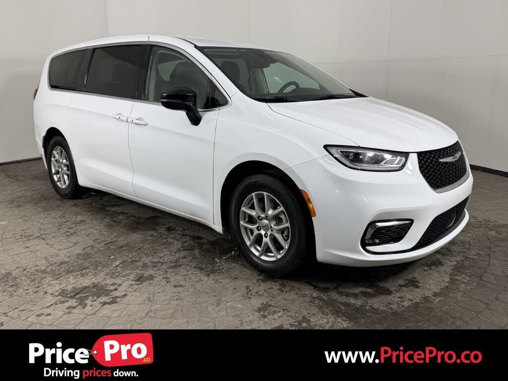 2024 CHRYSLER Pacifica