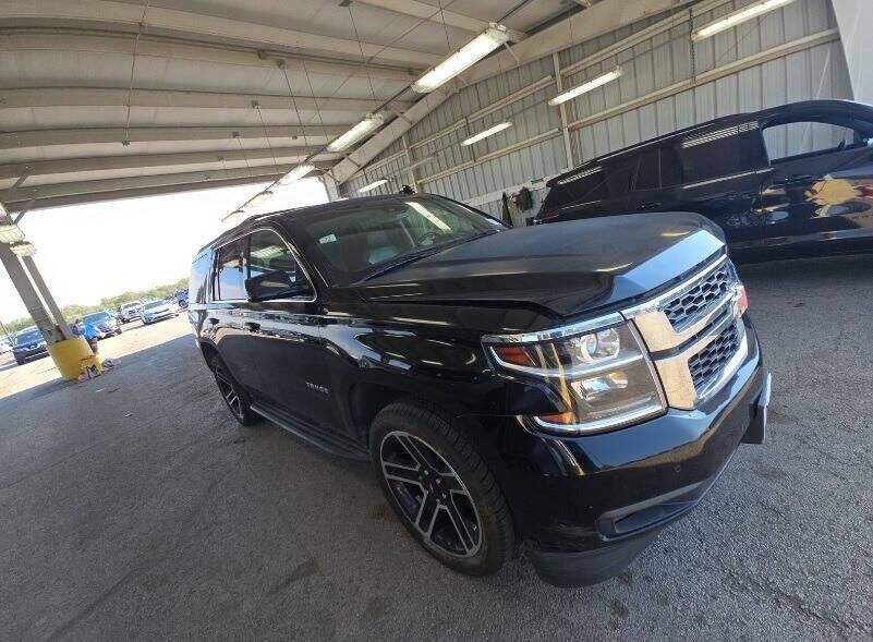 2017 CHEVROLET Tahoe