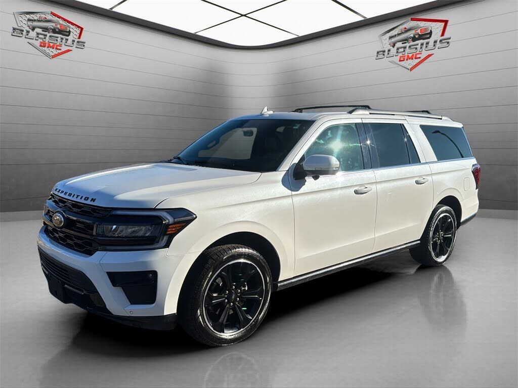 2022 FORD Expedition