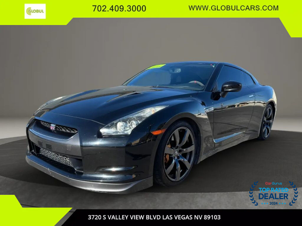 2010 NISSAN GT-R