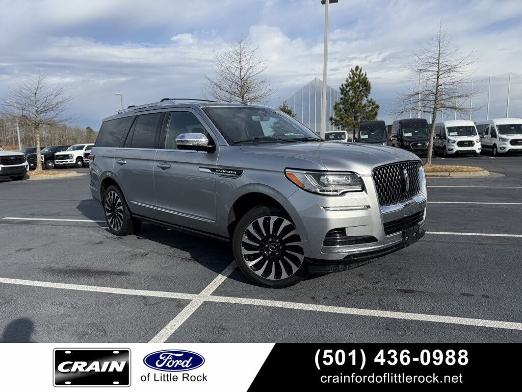 2022 LINCOLN Navigator