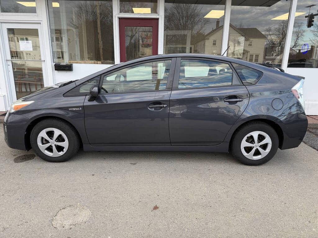 2013 TOYOTA PRIUS