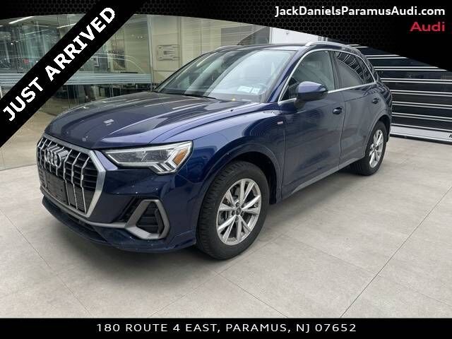 2023 AUDI Q3