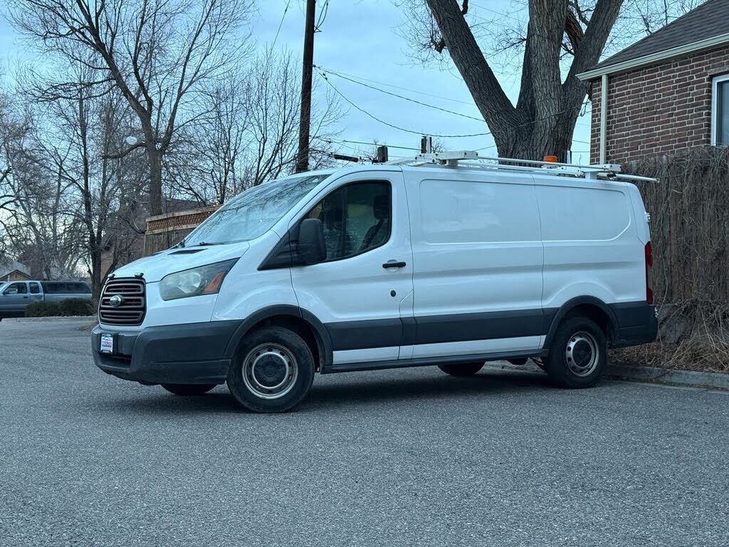 2015 FORD Transit
