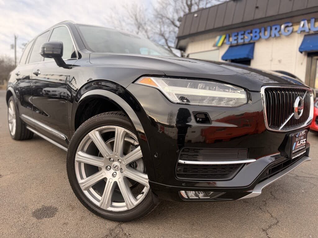 2018 VOLVO XC90
