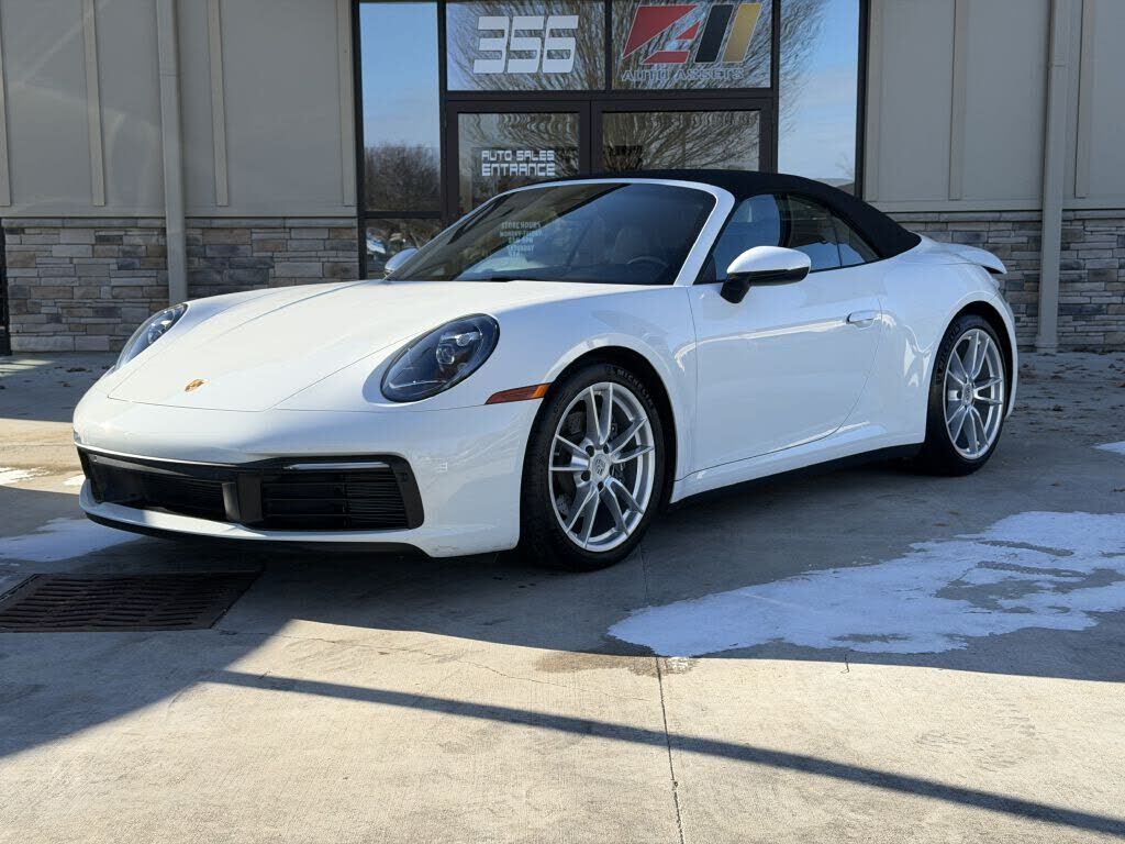 2021 PORSCHE 911