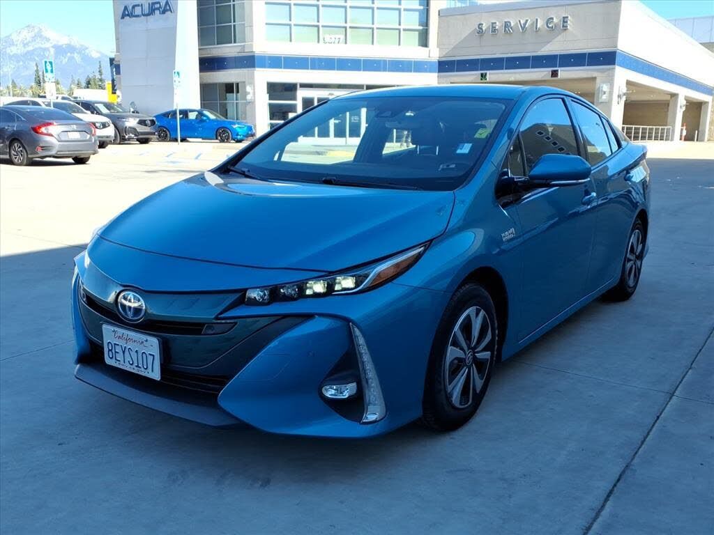 2018 TOYOTA Prius