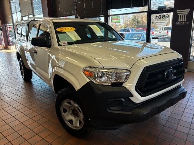 2022 TOYOTA Tacoma