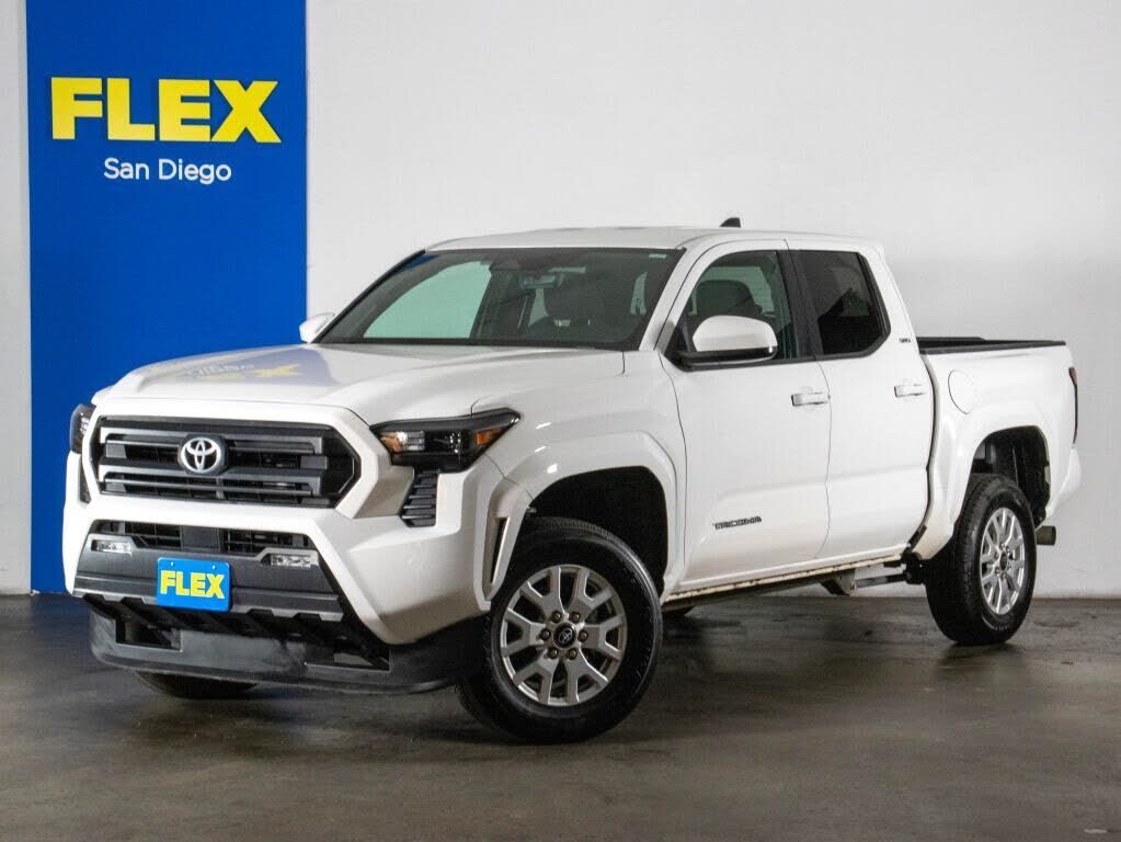 2024 TOYOTA Tacoma