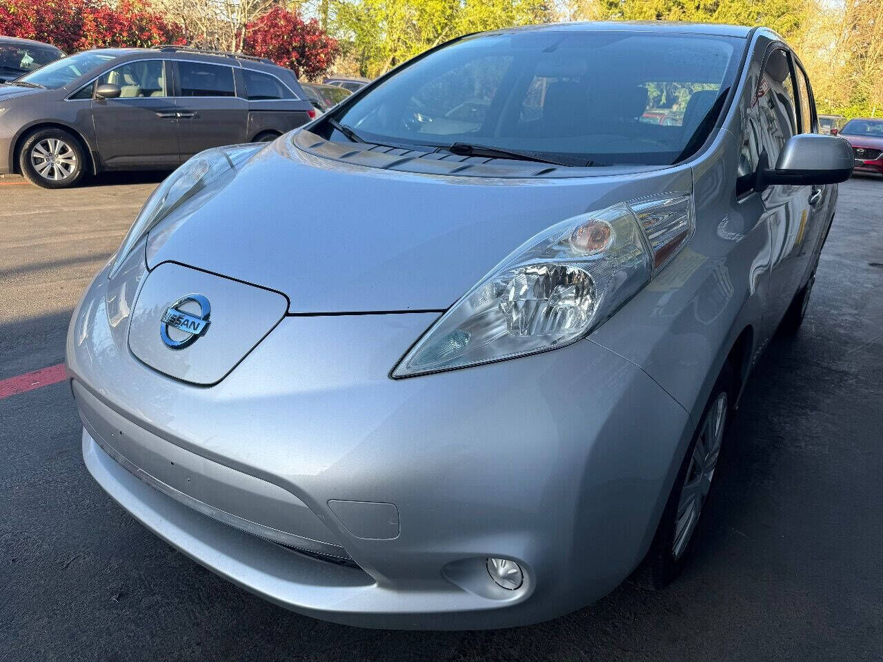 2016 NISSAN Leaf