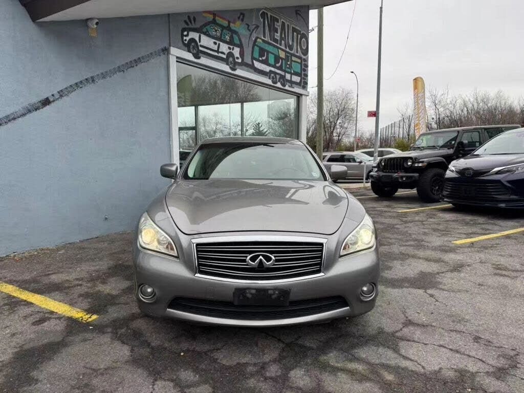 2012 INFINITI M37