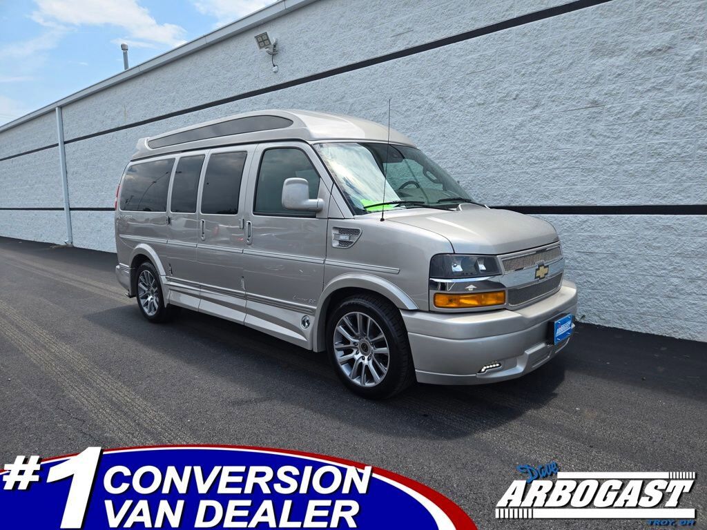 2019 CHEVROLET Express