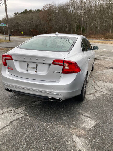 2018 VOLVO S60