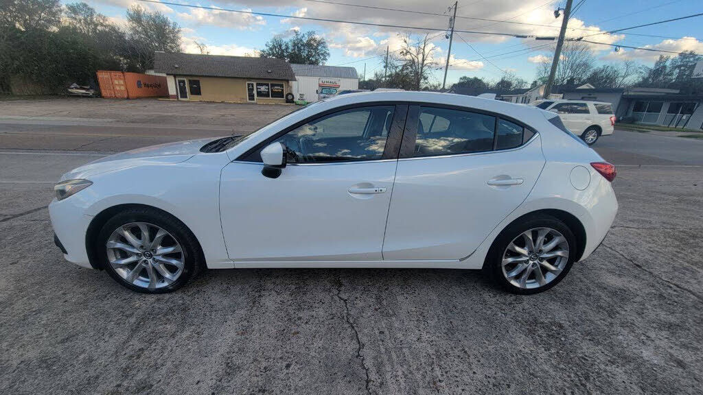2015 MAZDA Mazda3