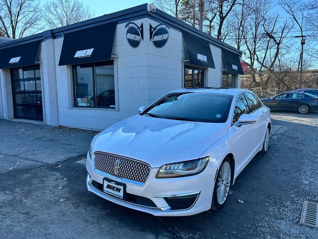 Lincoln MKZ
