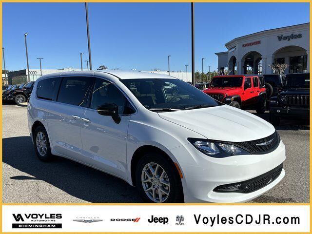 2026 Chrysler Voyager