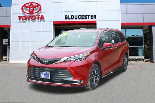 2026 TOYOTA Sienna
