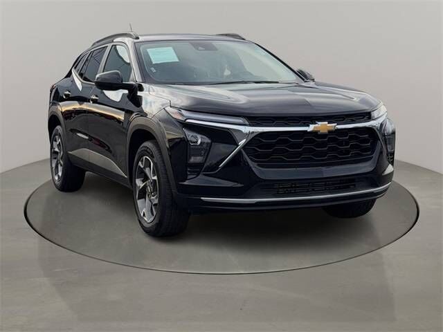2025 CHEVROLET Trax