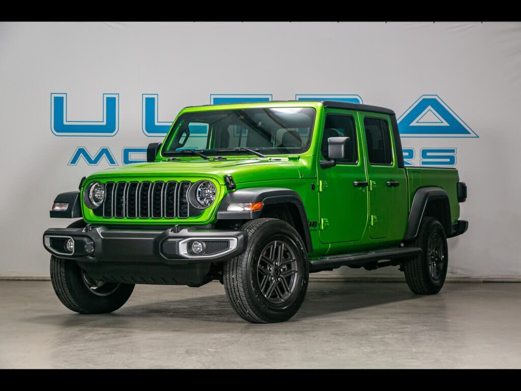 2025 JEEP Gladiator